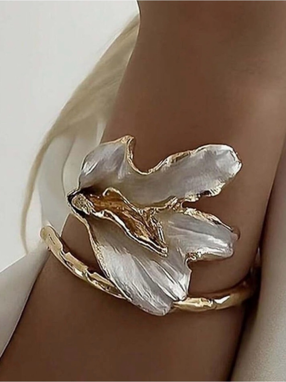 NEW White Enamel Iris Leaf Bangle